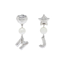 Load image into Gallery viewer, THE MJ BALLOON PEARL EARRINGS