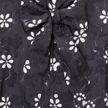 Load image into Gallery viewer, THE TROMPE L&#39;OEIL EYELET BOW BLOUSE