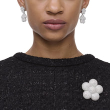 Load image into Gallery viewer, THE DAISY PAVE BROOCH
