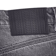 Load image into Gallery viewer, THE CHARM OVERSIZED JEAN