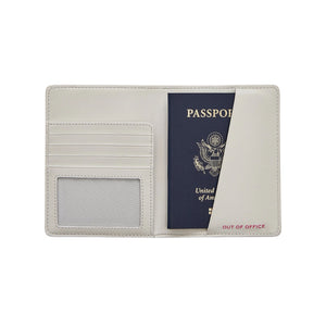 THE DOODLE PASSPORT CASE
