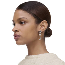 Load image into Gallery viewer, THE MJ BALLOON PEARL EARRINGS