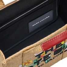 Load image into Gallery viewer, THE DAISY WOVEN MEDIUM TOTE BAG