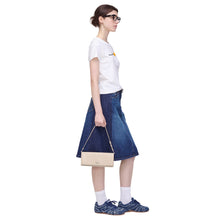 Load image into Gallery viewer, DAISY LOGO SLIM TEE