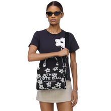 Load image into Gallery viewer, THE DAISY CANVAS SMALL TOTE BAG