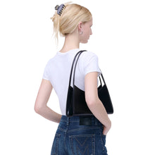 Load image into Gallery viewer, THE GLAM CLAW CLIP SHOULDER BAG