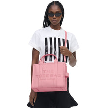 Load image into Gallery viewer, THE LEATHER MEDIUM TOTE BAG