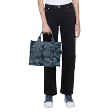 Load image into Gallery viewer, THE CAMO JACQUARD MEDIUM TOTE BAG