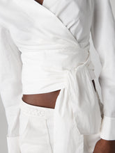 Load image into Gallery viewer, DVF	PERFECT WRAP TOP WHITE