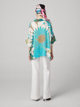 Load image into Gallery viewer, DVF	DIANE S/S SHIRT	MARLENE BATIK GIANT IVORY