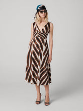 Load image into Gallery viewer, DVF	VIVIENNE DRESS	PIAZZA TIGER BIG COFFEE