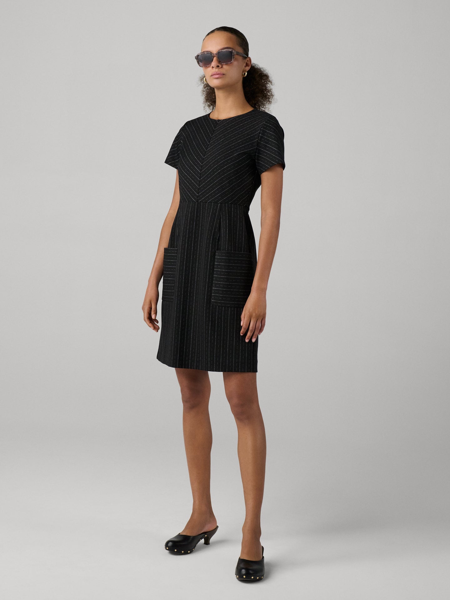 DVF	WILMA DRESS BLACK GROUND WITH DOT LINE