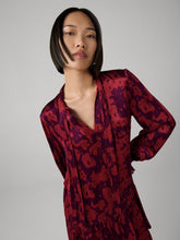 Load image into Gallery viewer, DVF	YVONNE DRESS TREE BARK MINI LIGHT GARNET