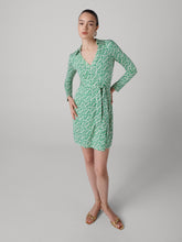 Load image into Gallery viewer, DVF	JEANNE WRAP DRESS	DESERT PALM MINI INDIAN GREEN