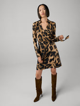 Load image into Gallery viewer, DVF	JEANNE WRAP DRESS	SNOW LEOPARD BIG TOBACCO