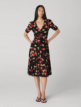 Load image into Gallery viewer, DVF	KOREN REVERSIBLE DRESS SHIP LIGHTS BLACK/SEU LEOP BIG SIG RED