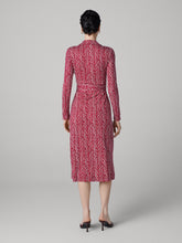Load image into Gallery viewer, DVF	ABIGAIL WRAP MIDI DRESS PIAZA TIGER MINI BEET PNK