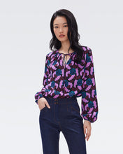 Load image into Gallery viewer, DVF	FREDDIE BLOUSE	AUTUMN BERRIES LG PINK ME