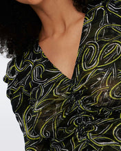 Load image into Gallery viewer, DVF	MELISSE REVERSIBLE TOP	RIBBON SNAKE MED/BAMBOO