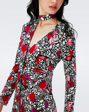 Load image into Gallery viewer, MARSHA DRESS IN SIGNATURE FLORAL