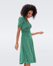 Load image into Gallery viewer, DVF	KOREN REVERSIBLE DRESS	DOT BLSM SM GN/VENICE GEO GN