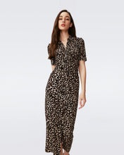Load image into Gallery viewer, DVF	ZOEY DRESS	CAMO LEOPARD
