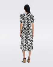 Load image into Gallery viewer, DVF	SAMMIE DRESS  GRAPHIC FLOWER SM IVORY