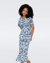 Load image into Gallery viewer, DVF	ZETNA DRESS BIRD OF PARADISE IVORY