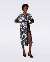 Load image into Gallery viewer, DVF DOROTHEA DRESS SERPENT DANCE LARGE