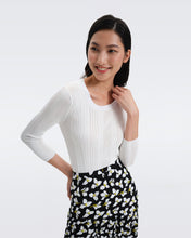 Load image into Gallery viewer, DVF VENICE SKIRT GRAPHIC FLOWER SM BLACK