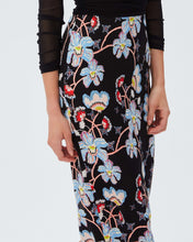 Load image into Gallery viewer, DVF	KARA SKIRT TIGER LILY SM BLACK