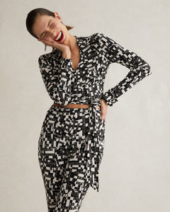 DVF	BOBBIE TOP	DVF 50TH CROSS WORD BLACK