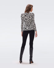 Load image into Gallery viewer, DVF	DOHA TOP HEART OCEAN LG