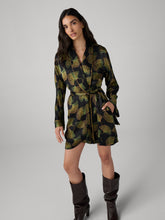 Load image into Gallery viewer, DVF	MAGDA JACKET GINGKO FANS BLACK