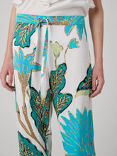 Load image into Gallery viewer, DVF	DIANE PANTS MARLENE BATIK GIANT IVORY