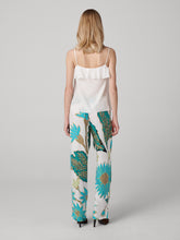 Load image into Gallery viewer, DVF	DIANE PANTS MARLENE BATIK GIANT IVORY
