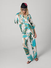 Load image into Gallery viewer, DVF	DIANE PANTS MARLENE BATIK GIANT IVORY