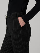 Load image into Gallery viewer, DVF	MASON PANTS BLACK GROUND WITH DOT LINE