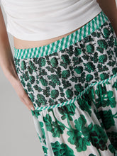 Load image into Gallery viewer, DVF	SHILOH SKIRT BERRIES INDIAN GREEN