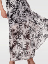 Load image into Gallery viewer, DVF	ERICA LONG DRESS SEA HOLLY BLACK