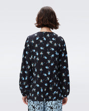 Load image into Gallery viewer, DVF NEW FREDDIE BLOUSE PEOPLE DANCING BLACK