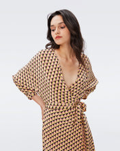 Load image into Gallery viewer, DVF ELOISE TWO DRESS FEBRUARY GEO YOKE YELLOW