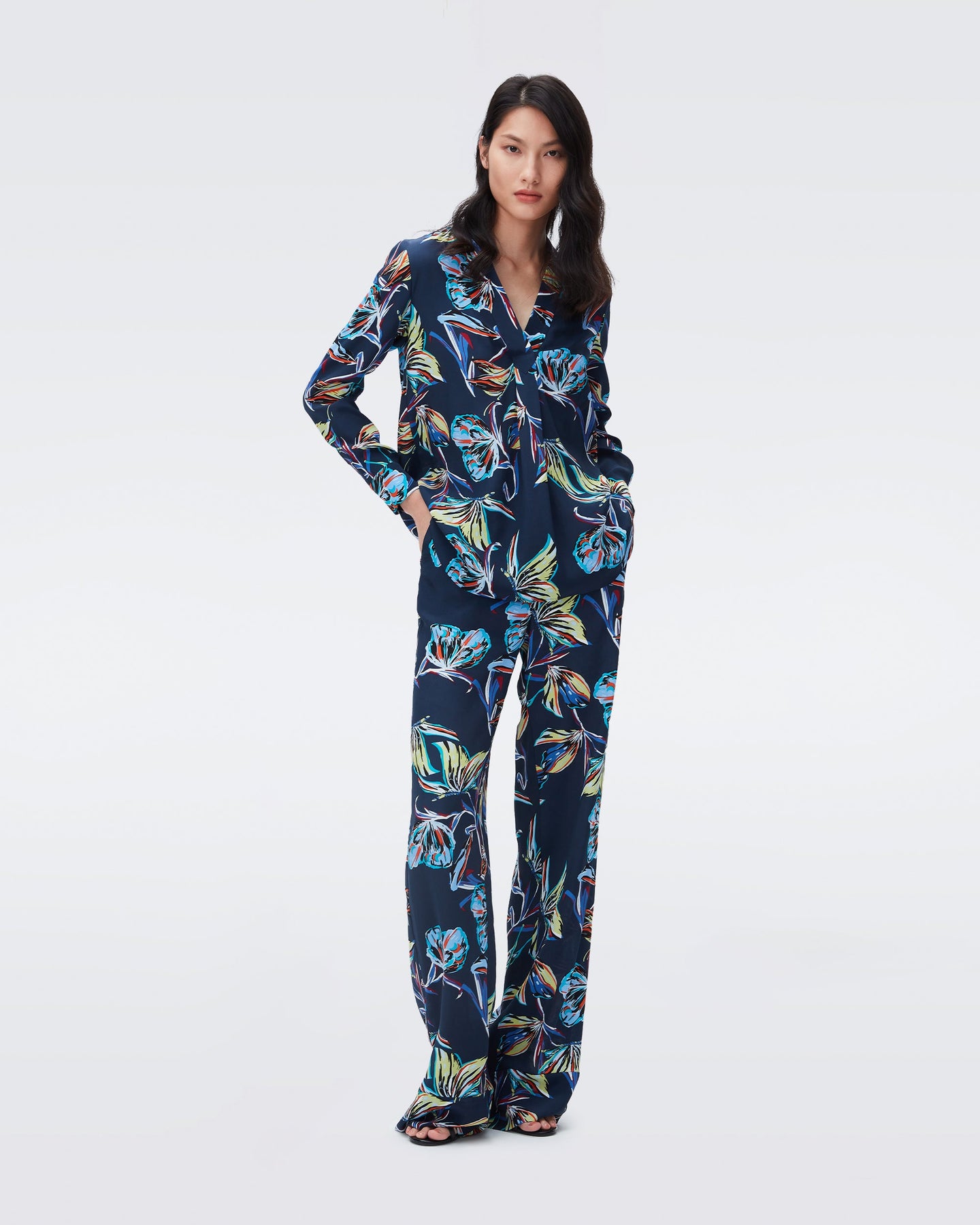 DVF FEDERICA PANTS ABSTRACT BTFLY MED PERF NAVY