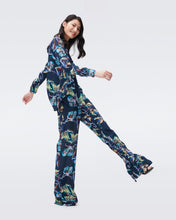 Load image into Gallery viewer, DVF FEDERICA PANTS ABSTRACT BTFLY MED PERF NAVY